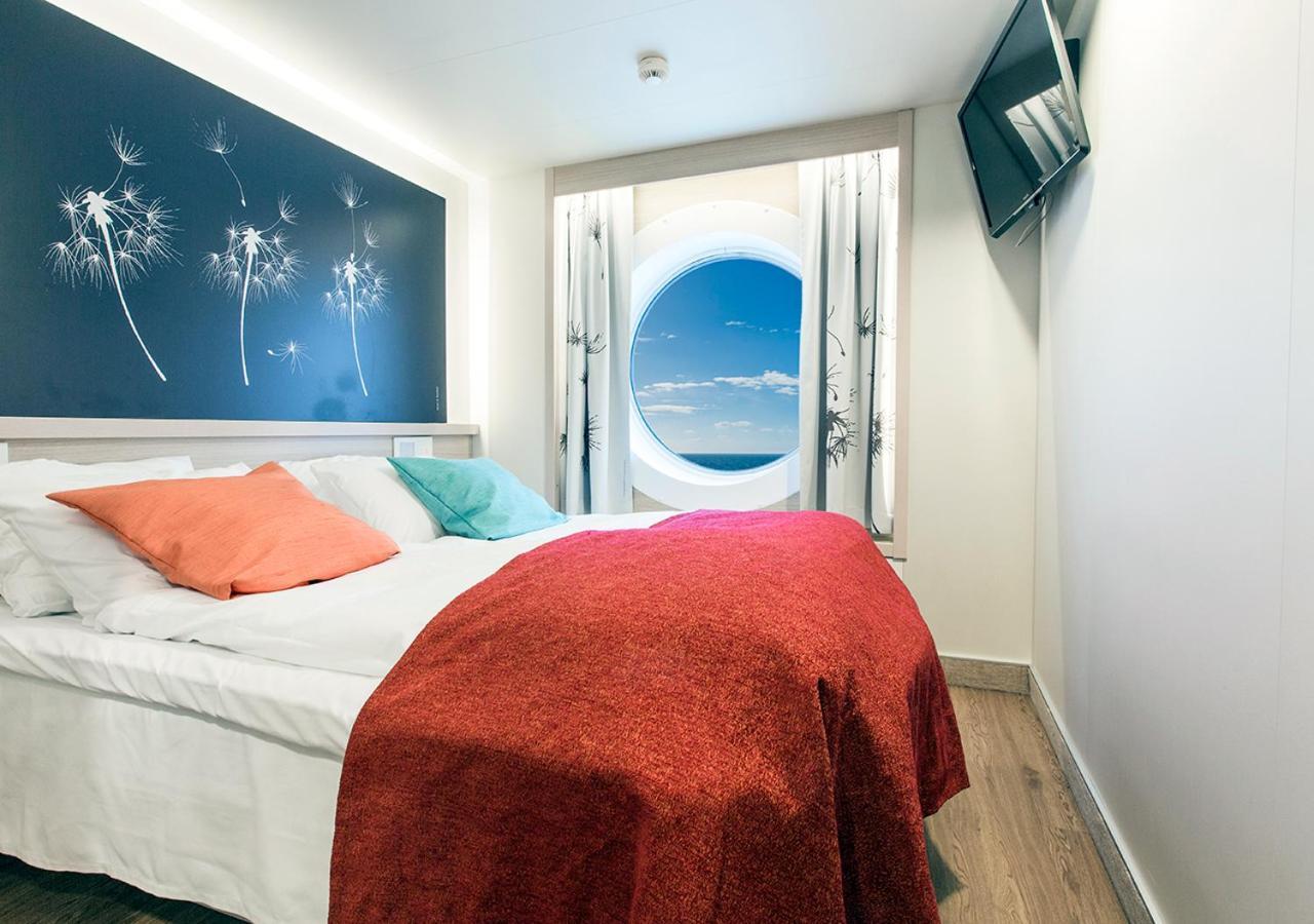 ホテル Viking Line Ferry Viking Grace - One-Way Journey From Turku To Stockholm 部屋 写真